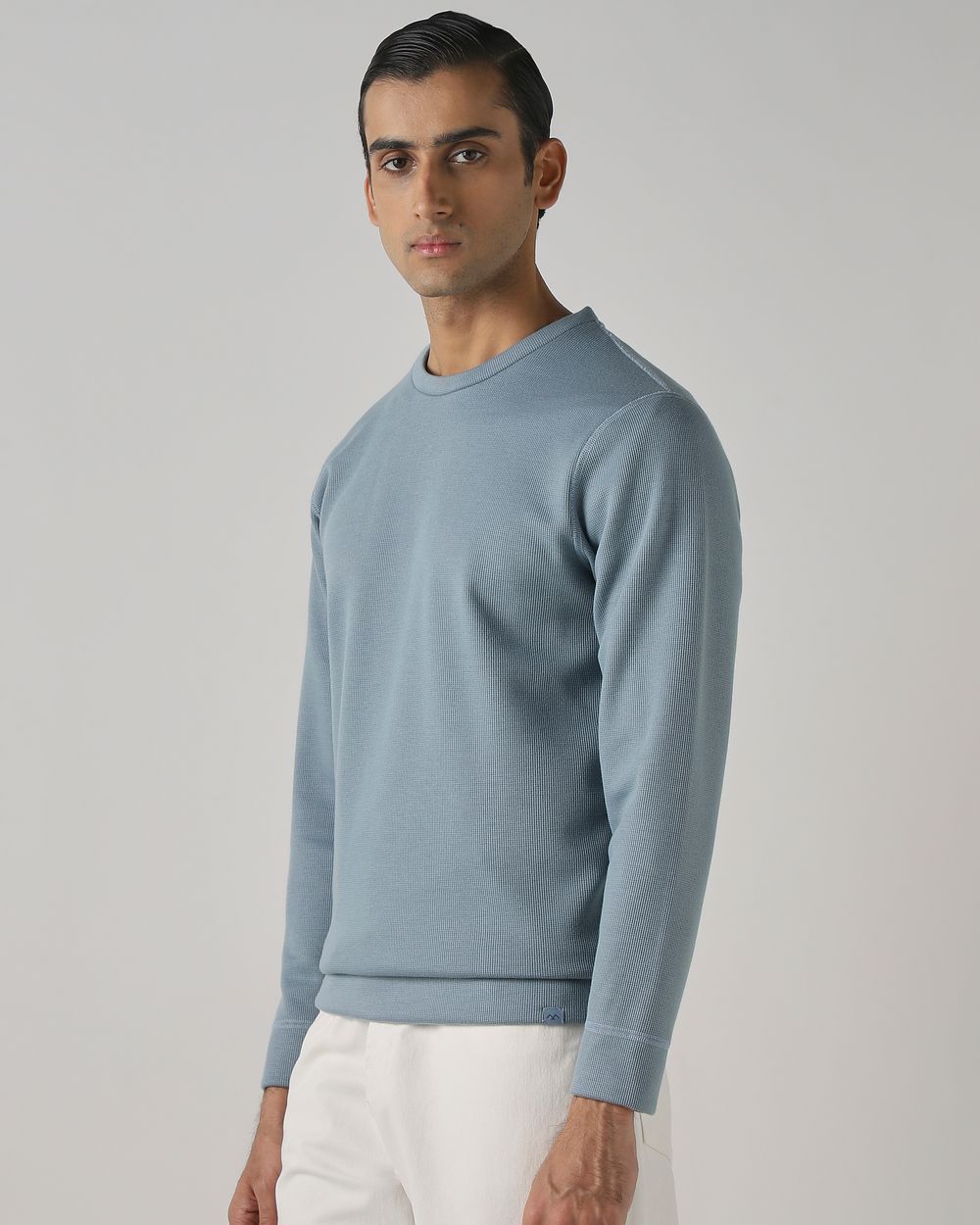Blue Plain Slim Fit Sweatshirt