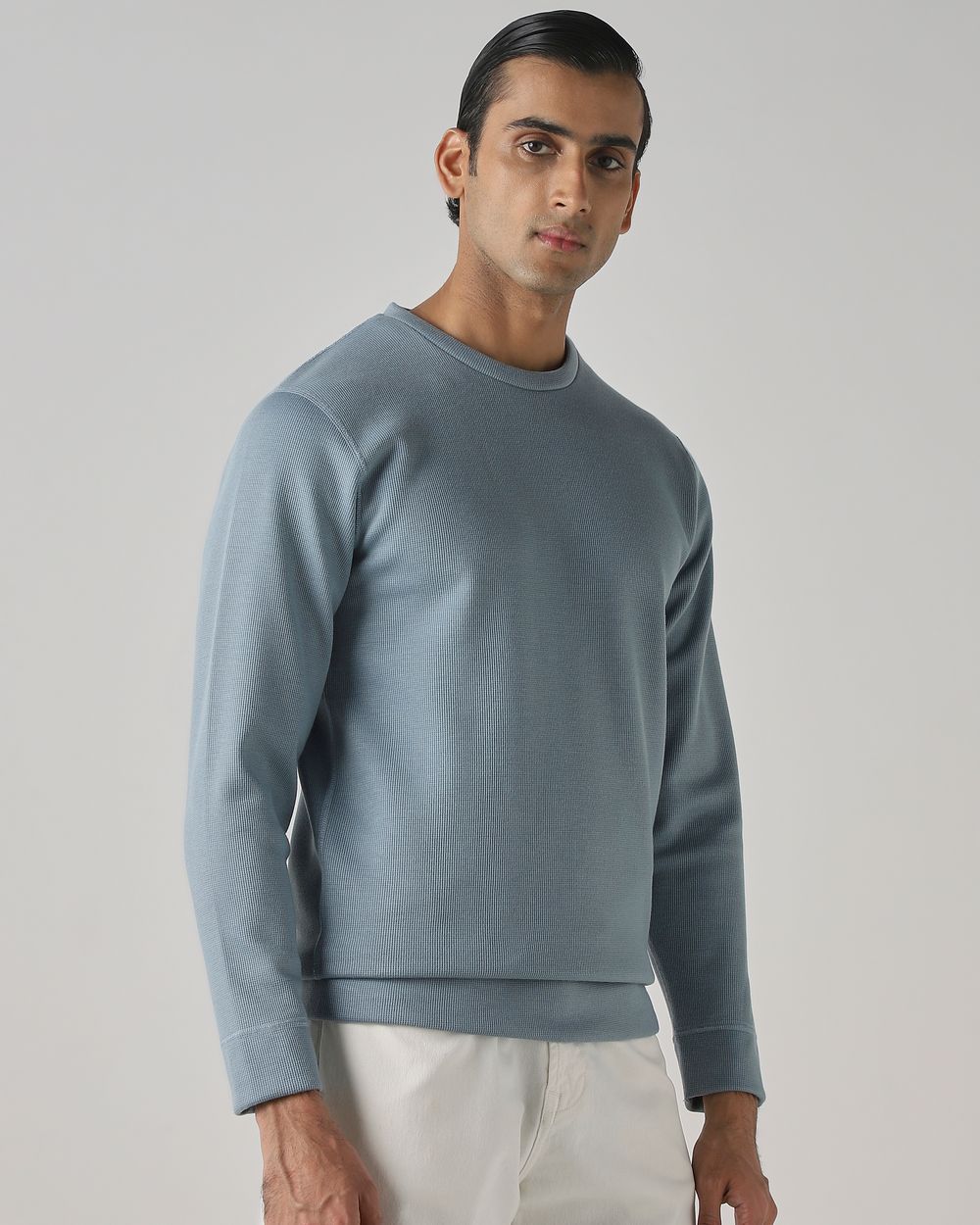 Blue Plain Slim Fit Sweatshirt
