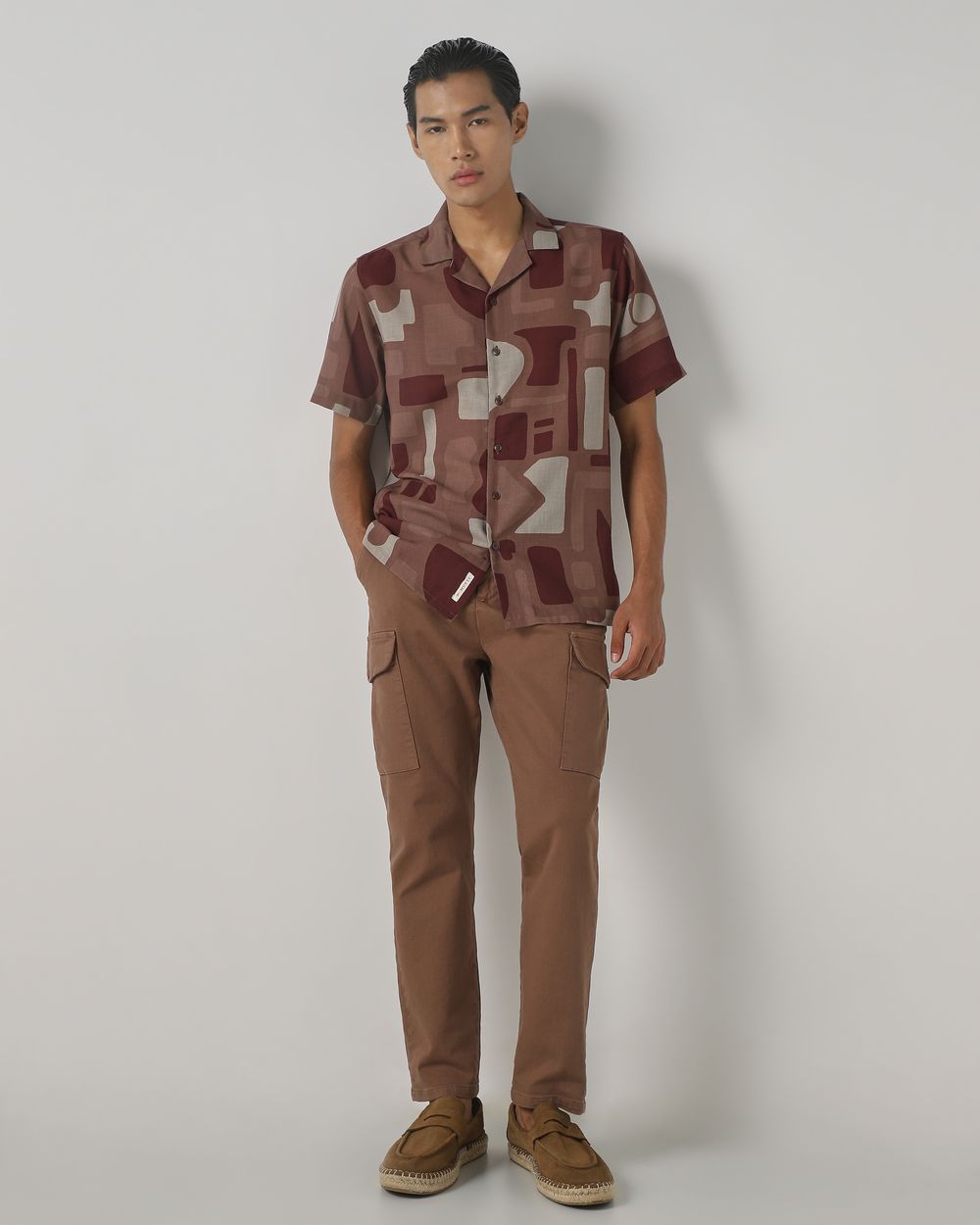 Brown Geometric Print Relaxed Fit Casual Shirt