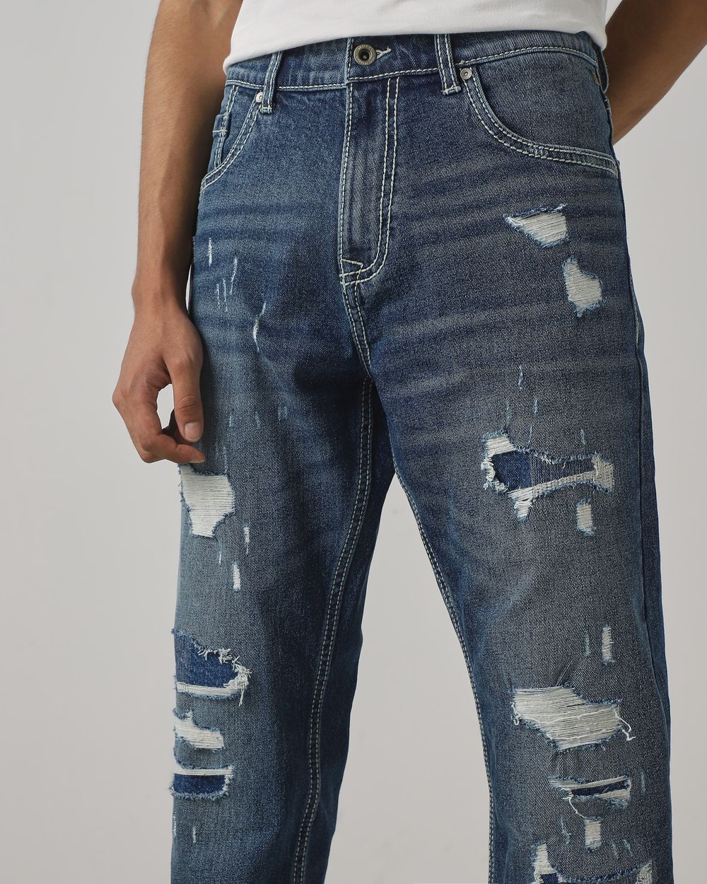 Tinted Loose Straight Fit Distressed Jeans
