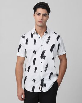 White Abstract Print Slim Fit Casual Shirt