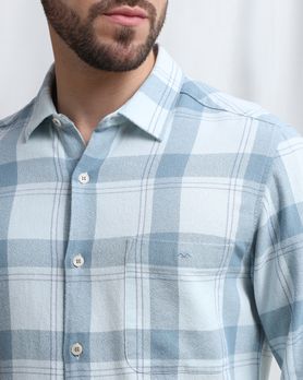 Turquoise Textured Check Slim Fit Casual Shirt