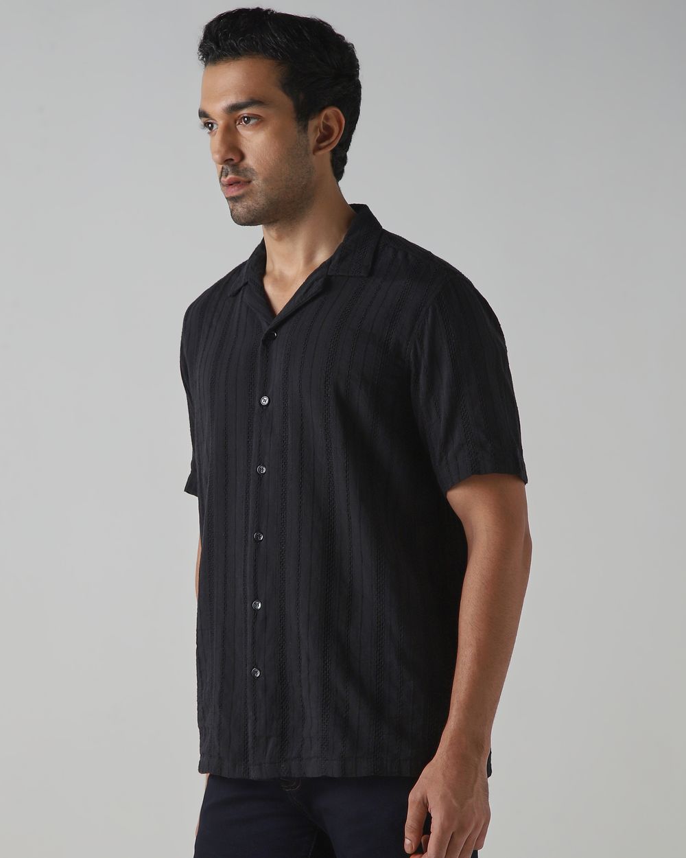 Black Textured Plain Relaxed Fit Casual Shirt
