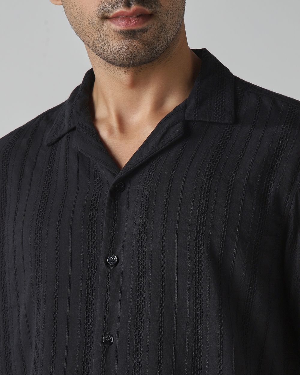 Black Textured Plain Relaxed Fit Casual Shirt