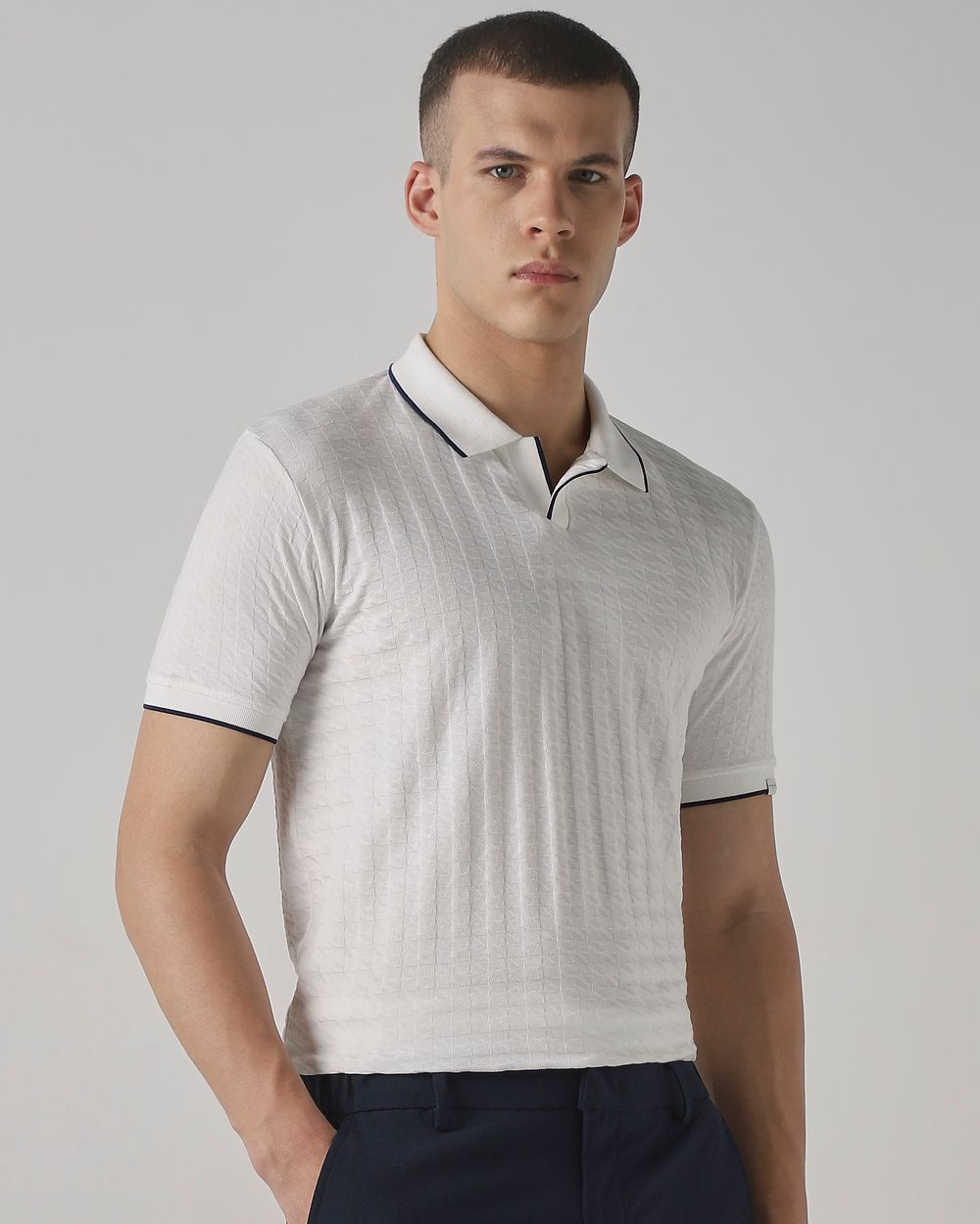 White Textured Plain Slim Fit T-Shirt