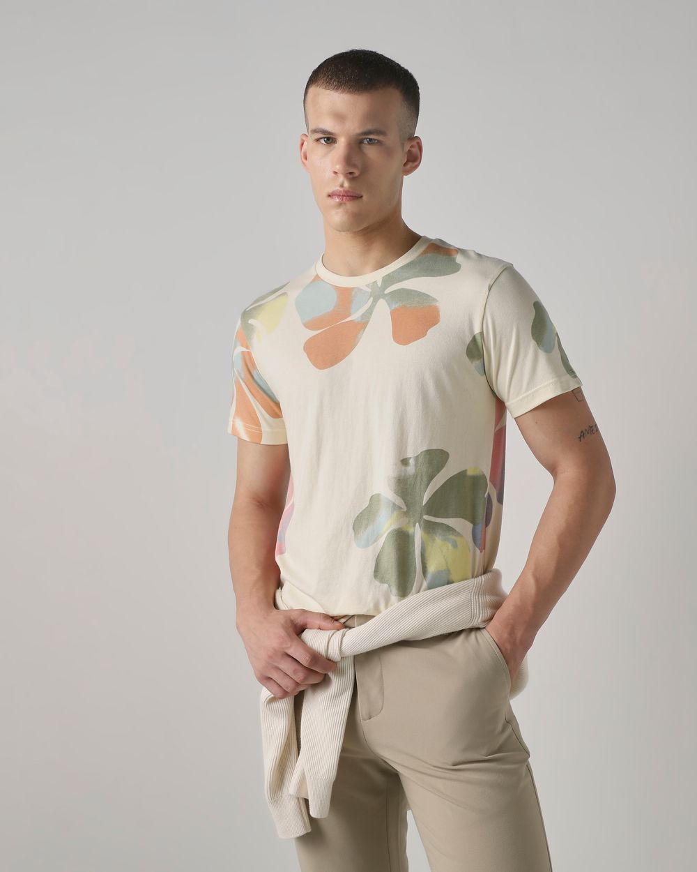 Off White Floral Print Slim Fit T-Shirt