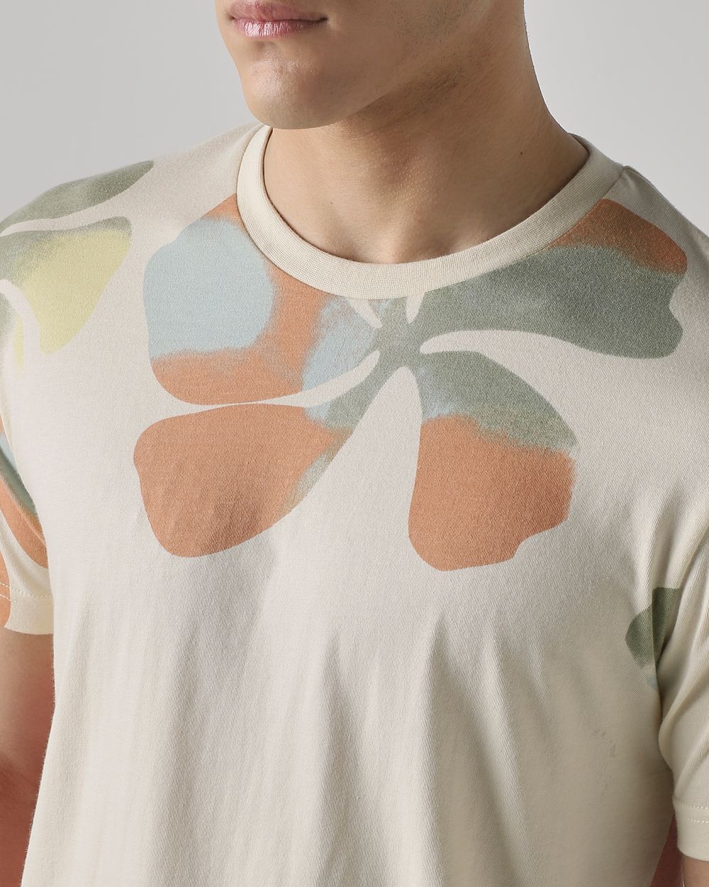 Off White Floral Print Slim Fit T-Shirt