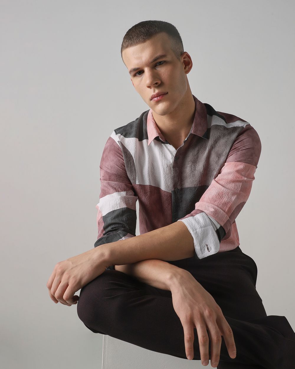 Multicolour Abstract Print Stretch Slim Fit Casual Shirt