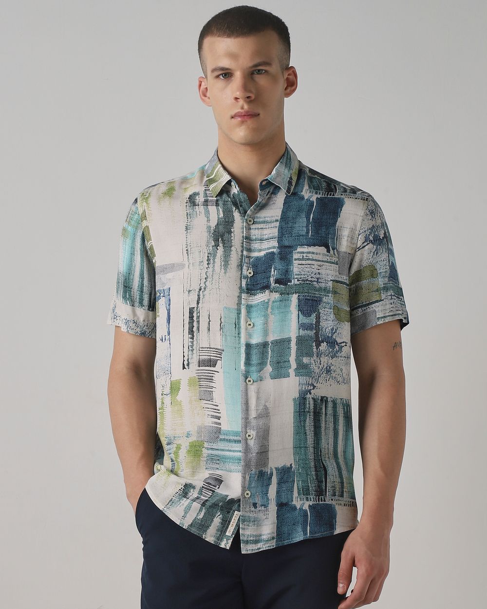 Multicolour Resort Print Slim Fit Casual Shirt