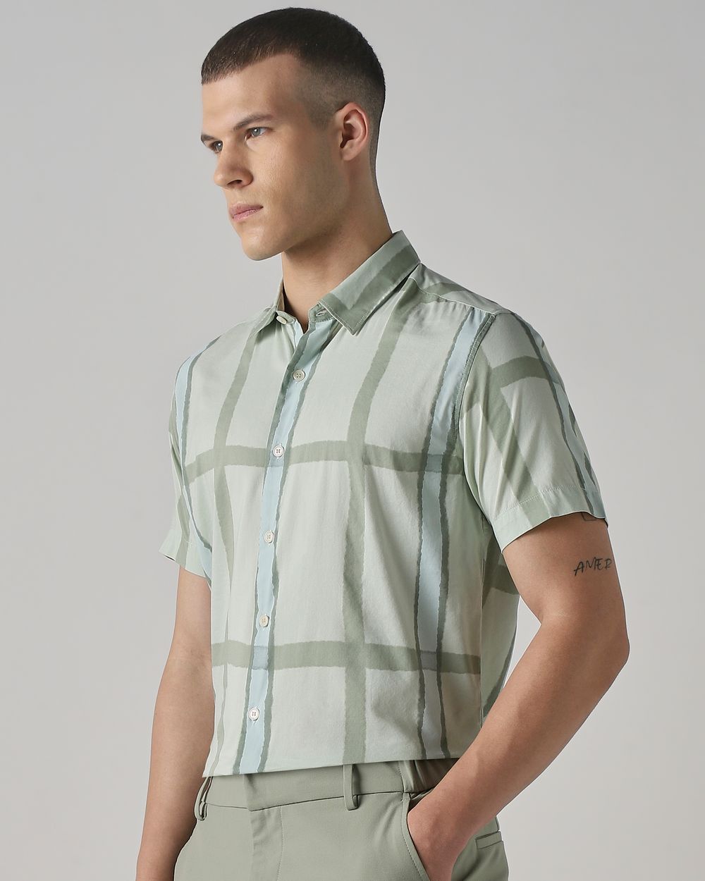 Light Green Large Check Slim Fit Casual Shirt
