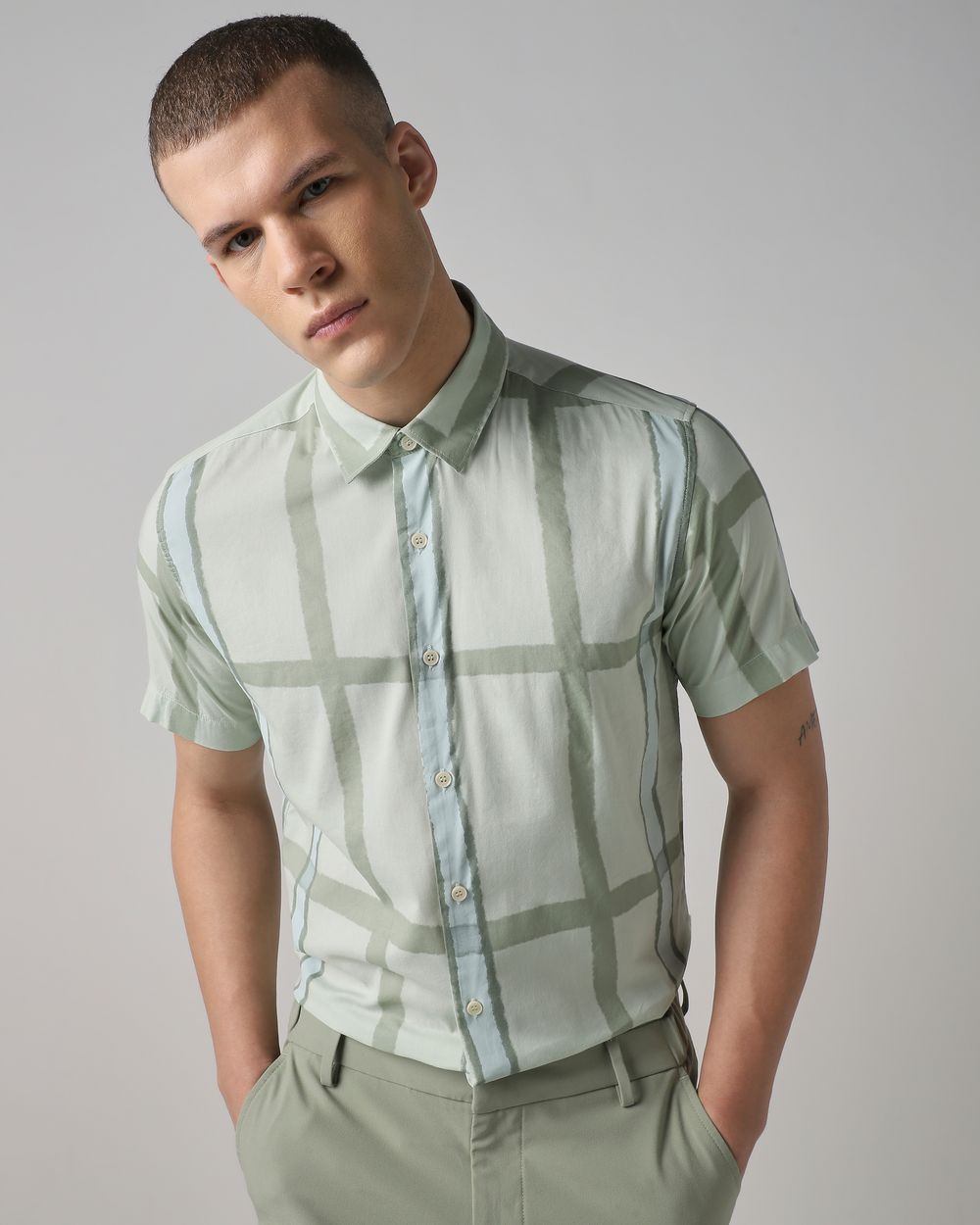 Light Green Large Check Slim Fit Casual Shirt