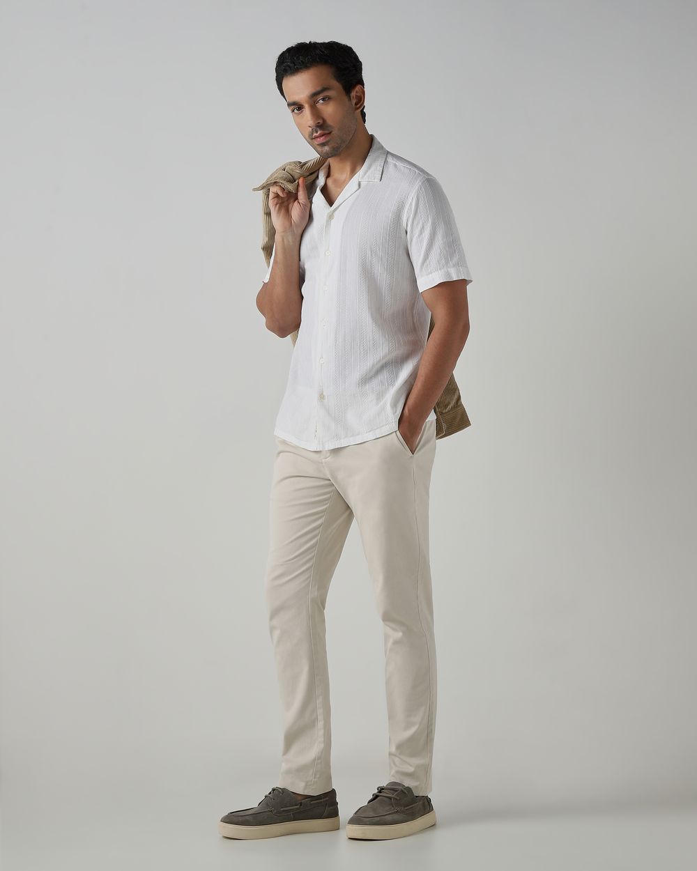 White Textured Plain Relaxed Fit Casual Shirt