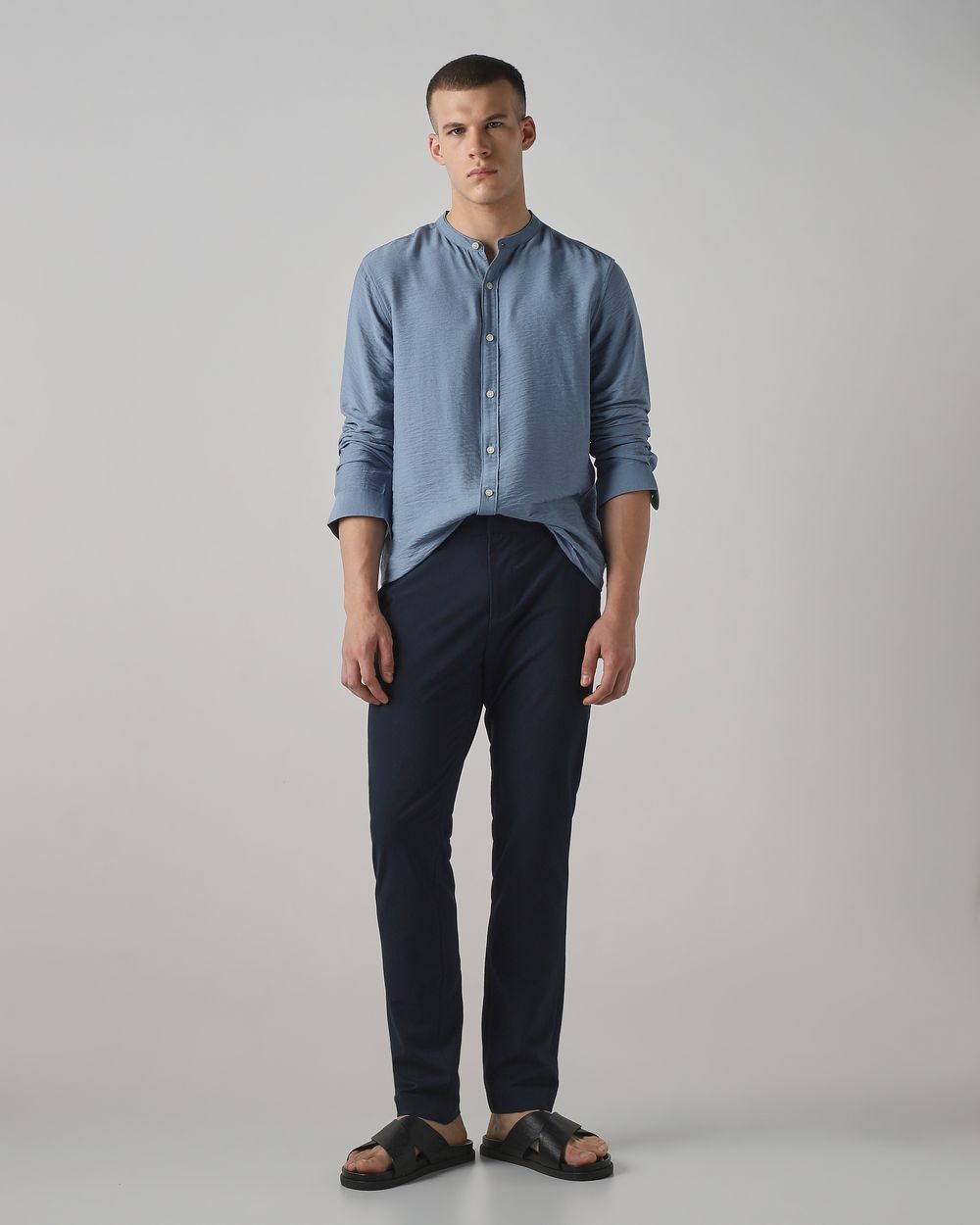 Blue Textured Plain Slim Fit Casual Shirt
