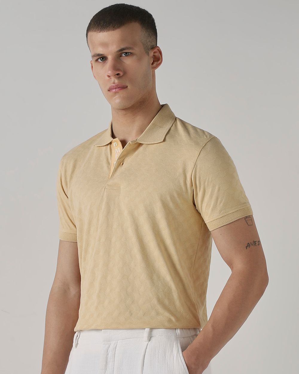 Beige Textured Plain Slim Fit T-Shirt