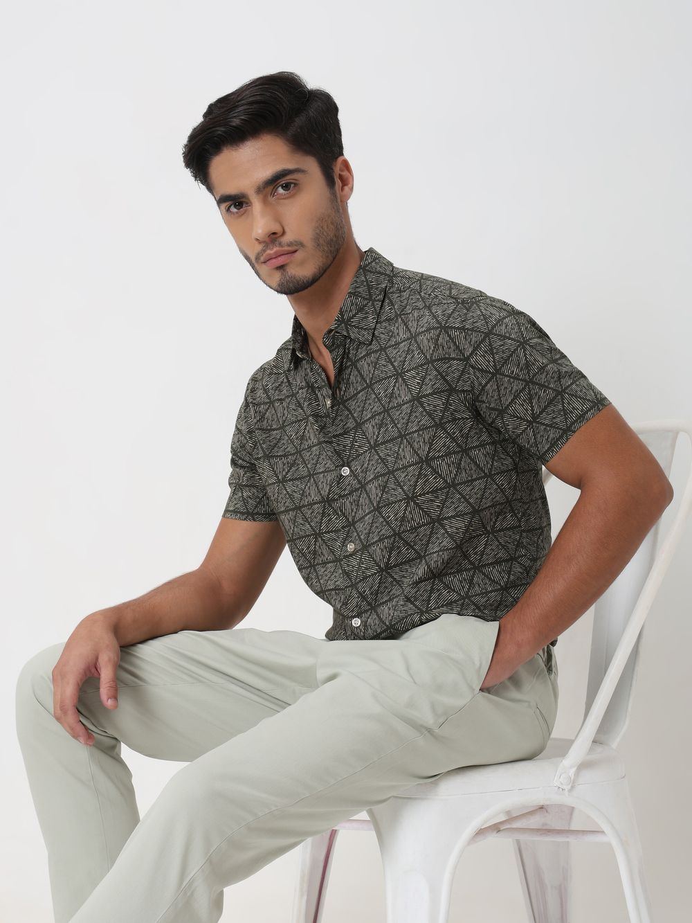 Olive Geometric Print Slim Fit Casual Shirt