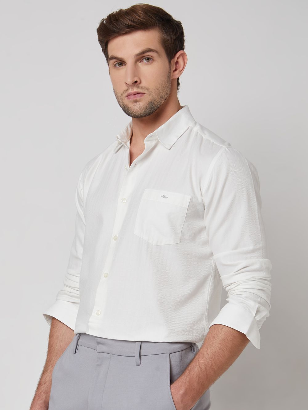 White Textured Plain Slim Fit Casual Shirt