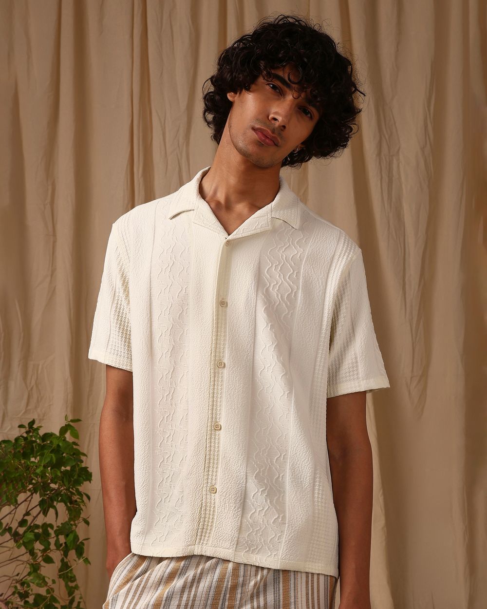 Off White Textured Plain Loose Fit Casual Shirt