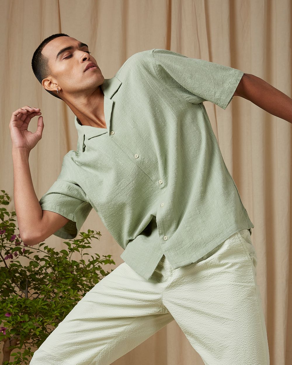 Light Green Textured Plain Loose Fit Casual Shirt