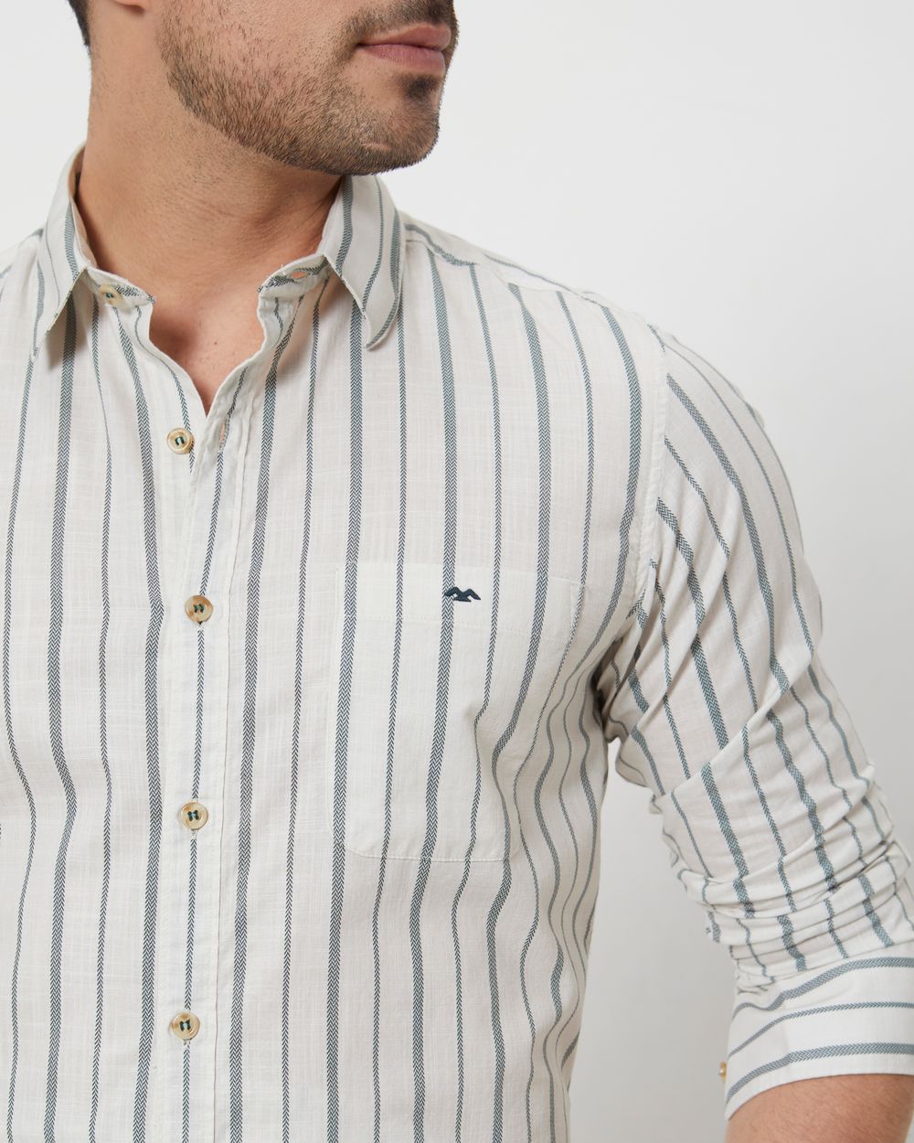 Off White Printed Stripe Slim Fit Casual Shirt