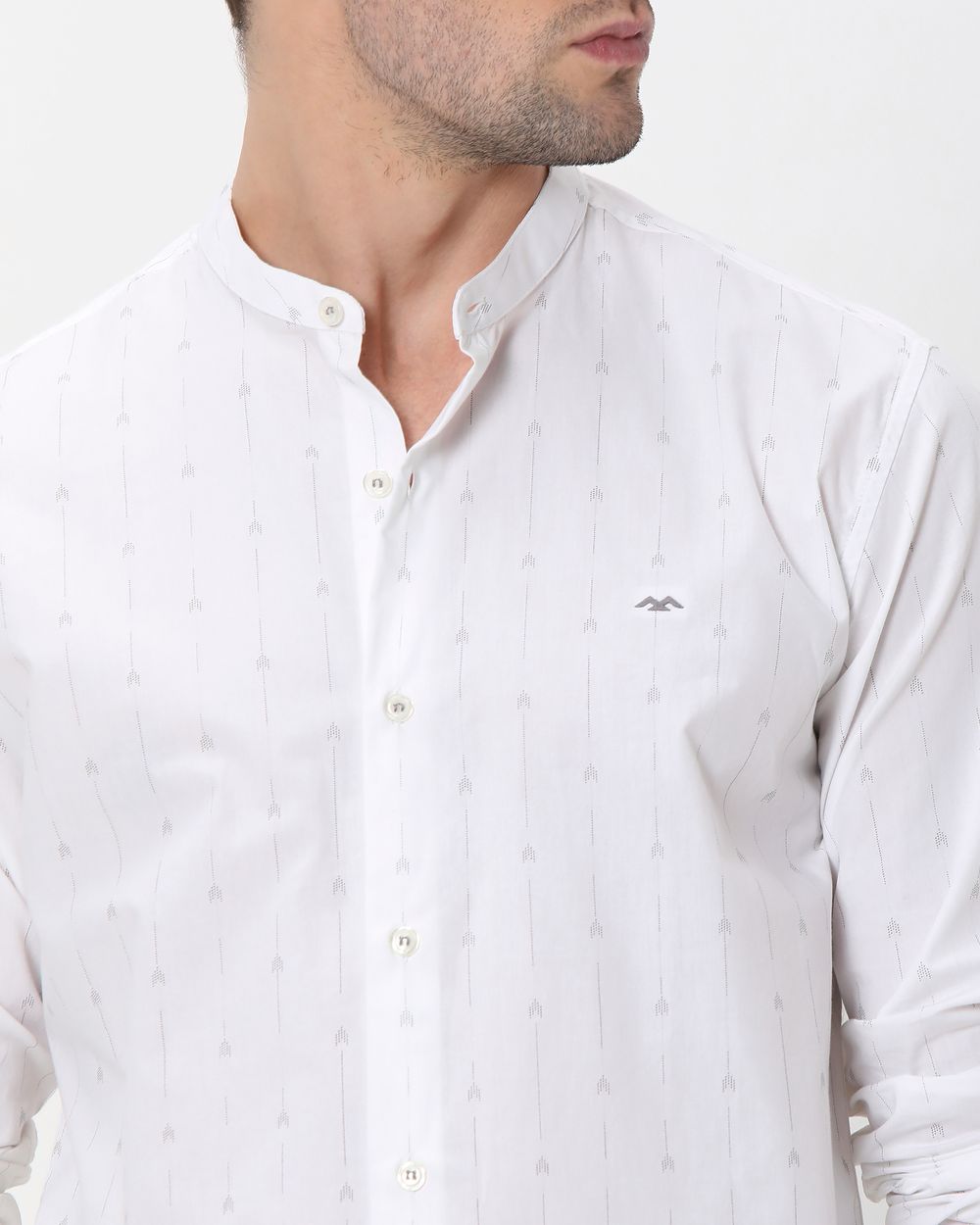 White Printed Stripe Slim Fit Casual Shirt