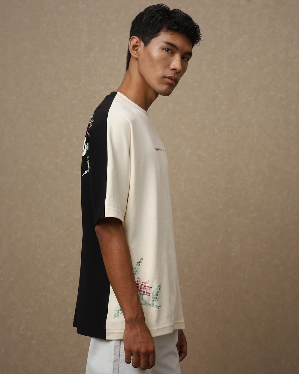 Off White Colorblocked Oversized Loose Fit T-Shirt