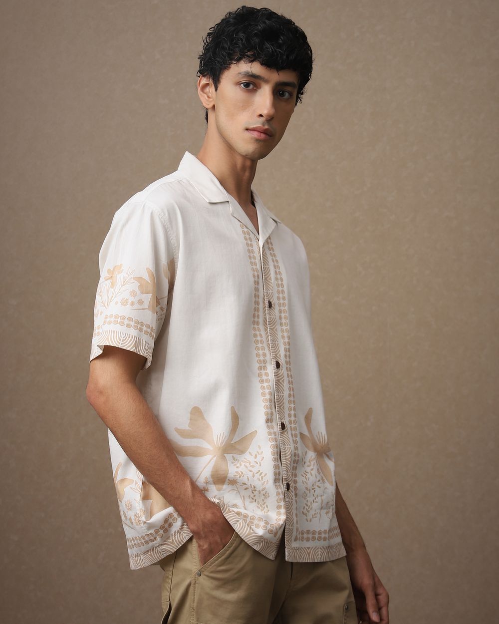 Off White Resort Print Loose Fit Casual Shirt