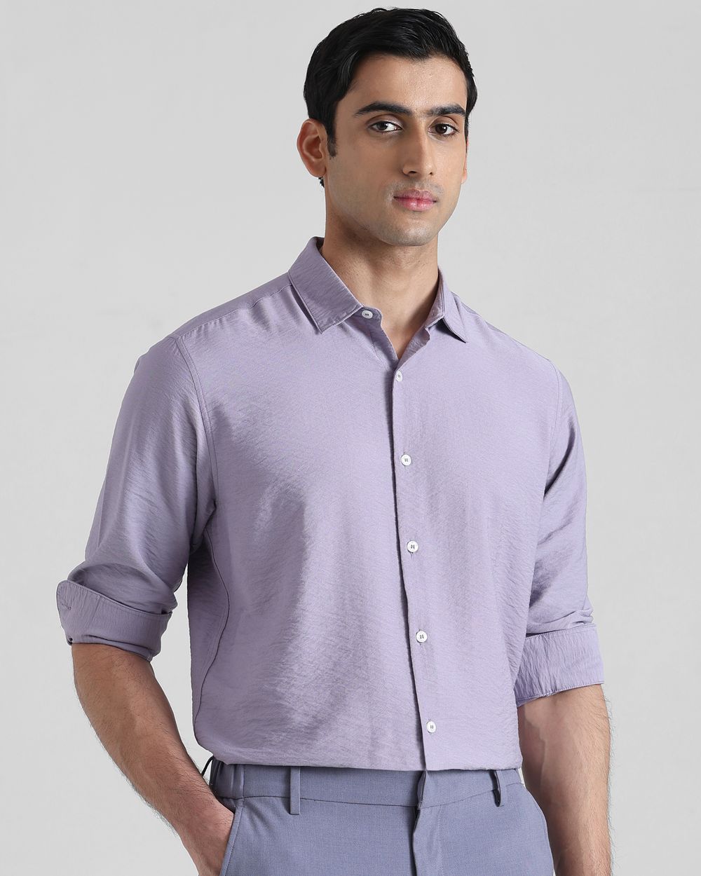 Lilac Textured Plain Slim Fit Casual Shirt