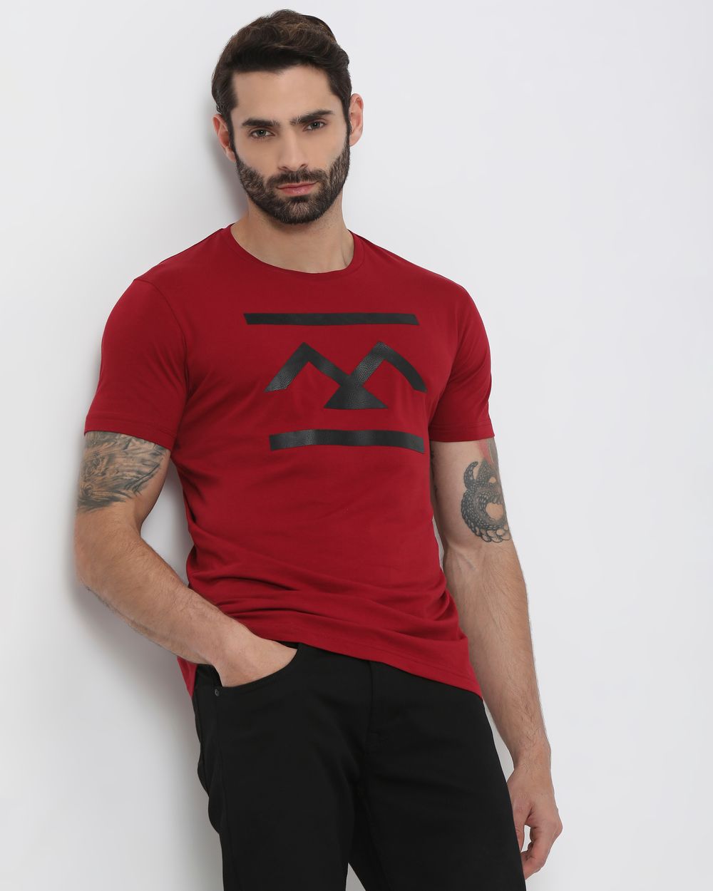 Maroon Textured Logo Slim Fit Graphic Tee