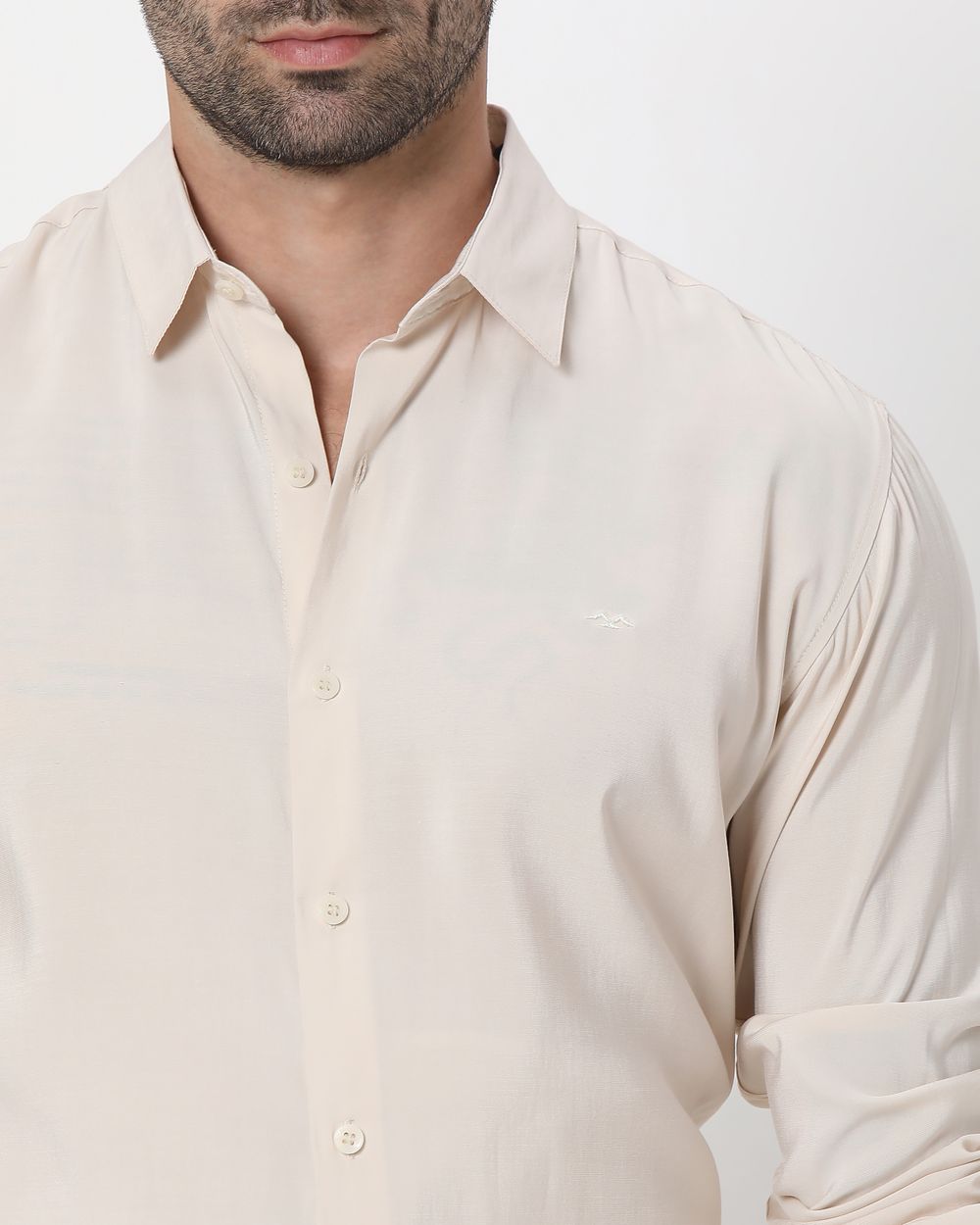 Off White Sandwashed Viscose Blend Slim Fit Casual Shirt