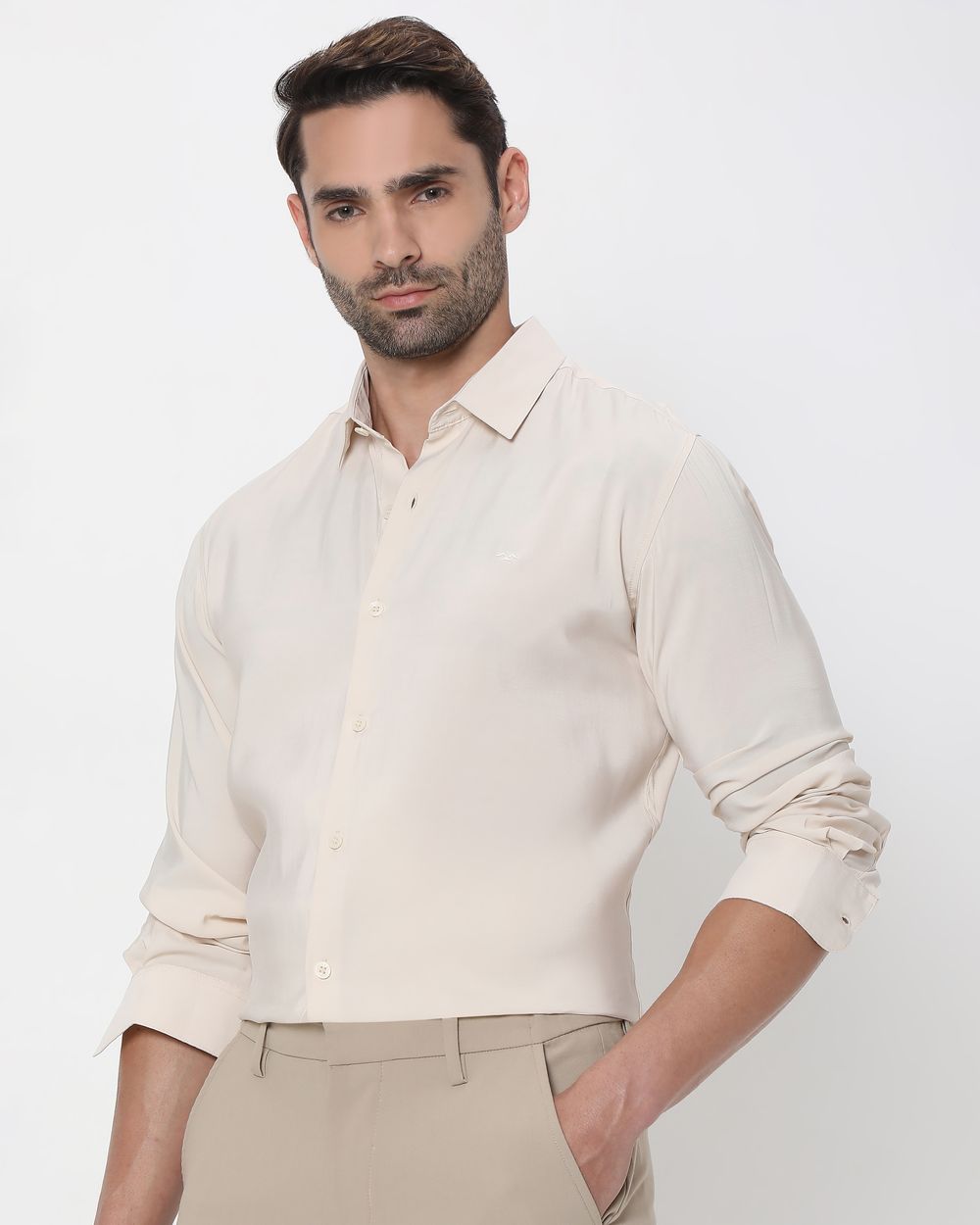 Off White Sandwashed Viscose Blend Slim Fit Casual Shirt