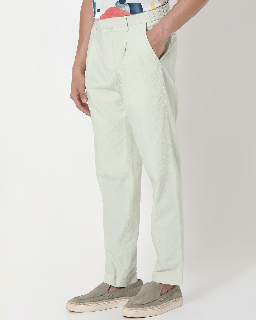 Light Green Relaxed Tapered Fit Seersucker Single Pleat Trouser