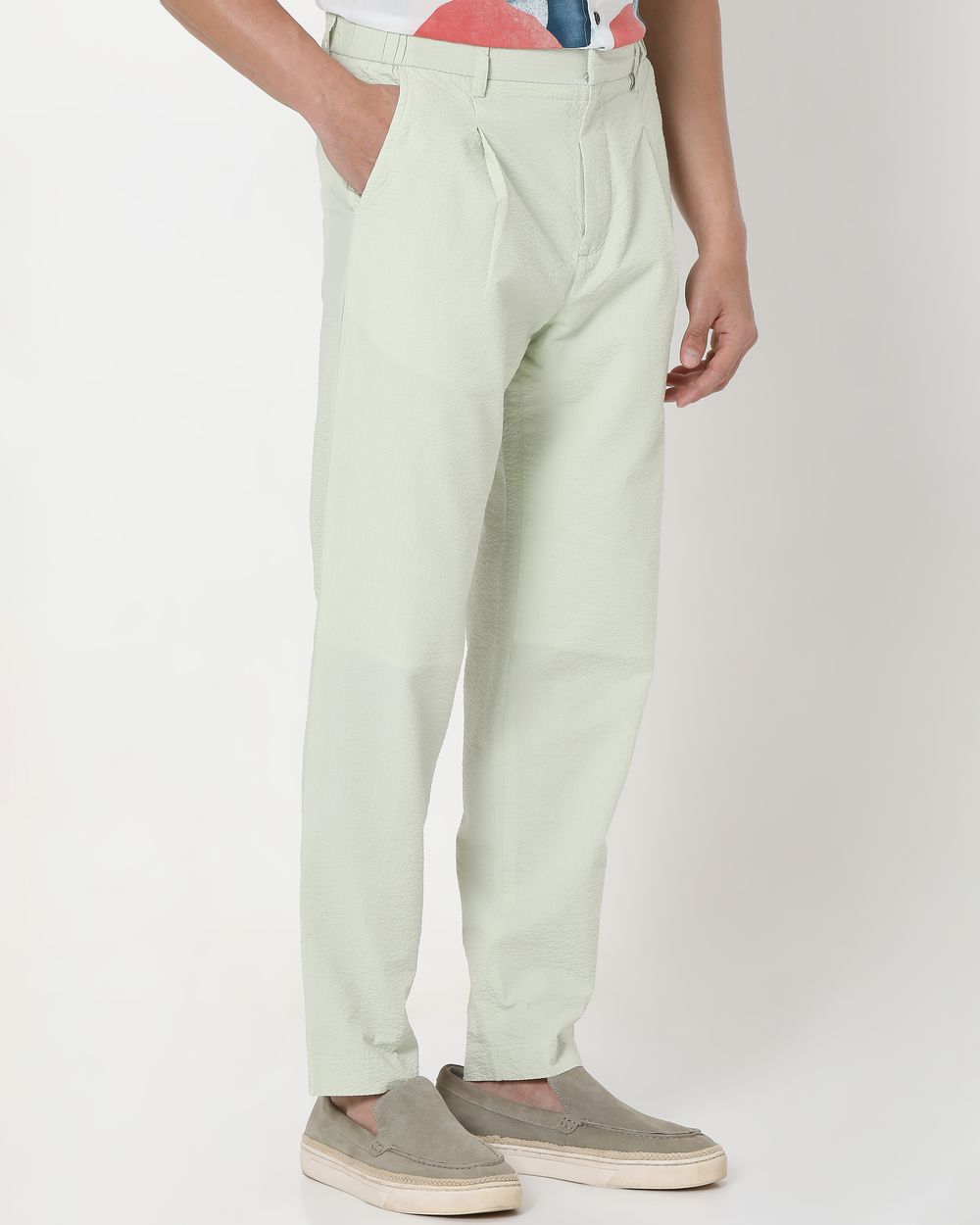 Light Green Relaxed Tapered Fit Seersucker Single Pleat Trouser