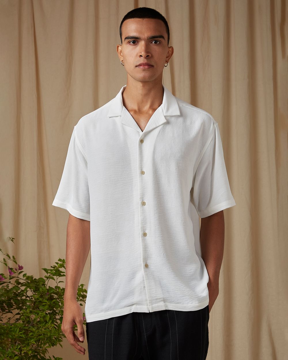 White Textured Plain Loose Fit Casual Shirt
