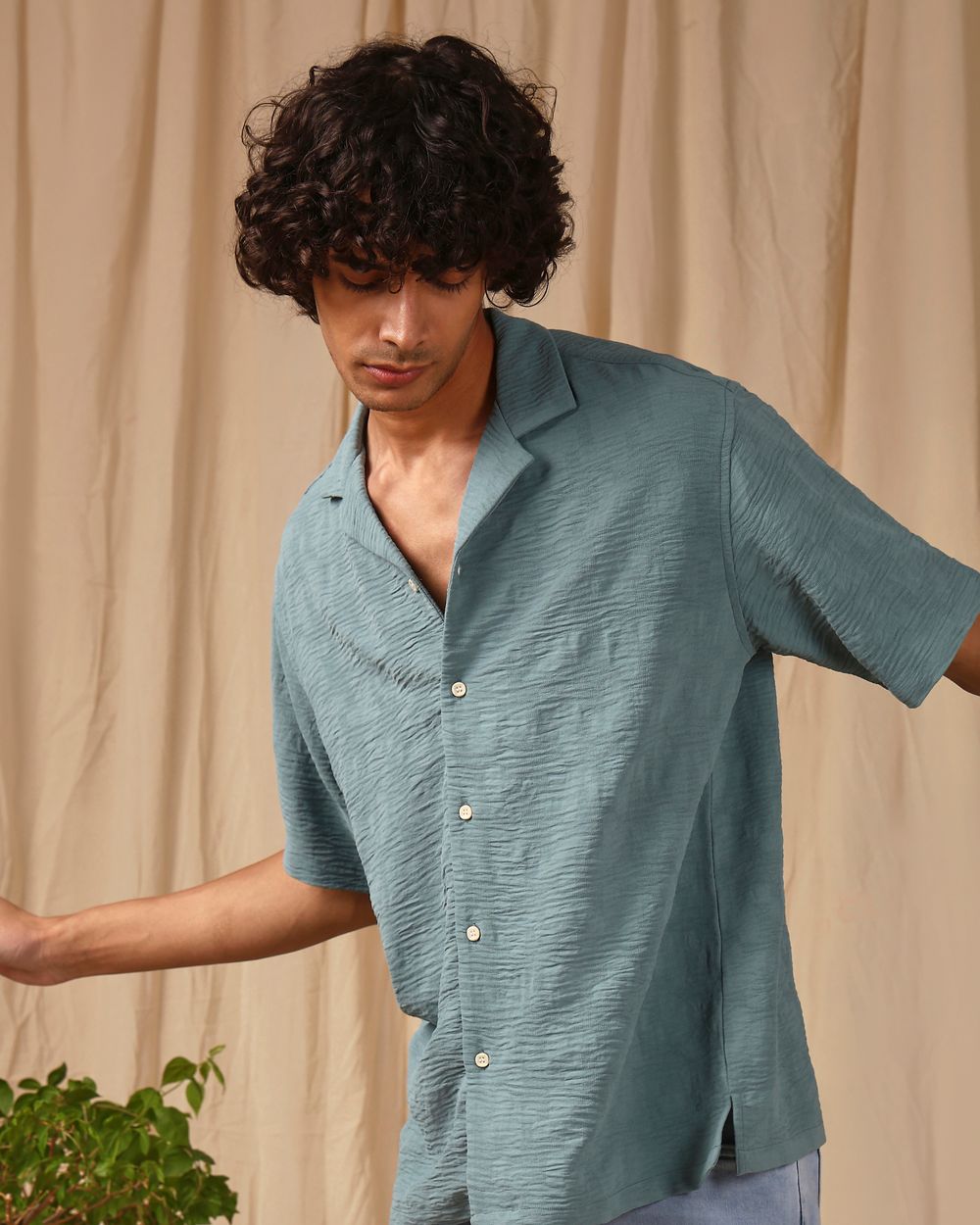 Green Textured Plain Loose Fit Casual Shirt