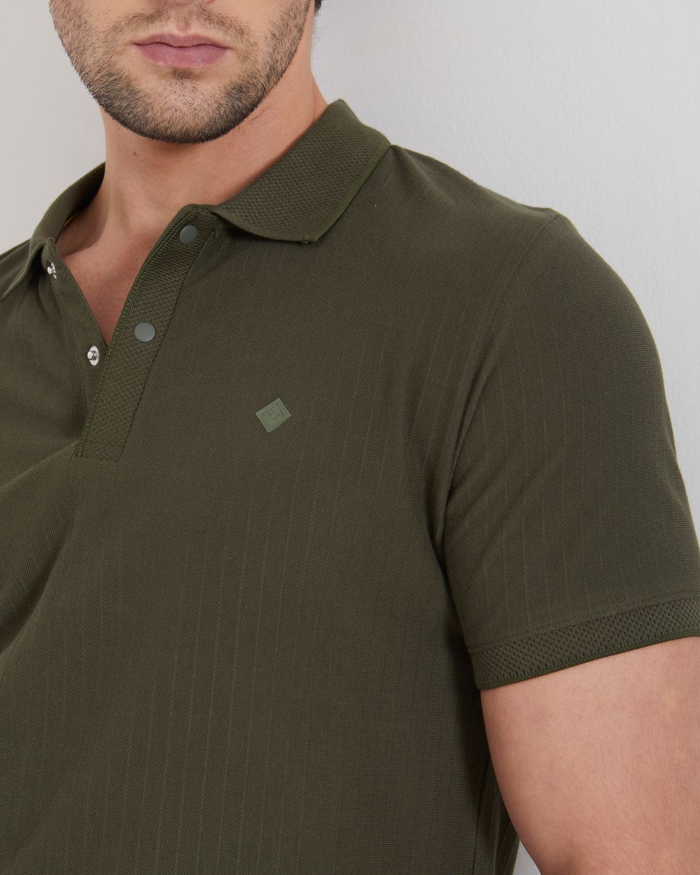 Olive Textured Plain Slim Fit Casual Polo T-Shirt