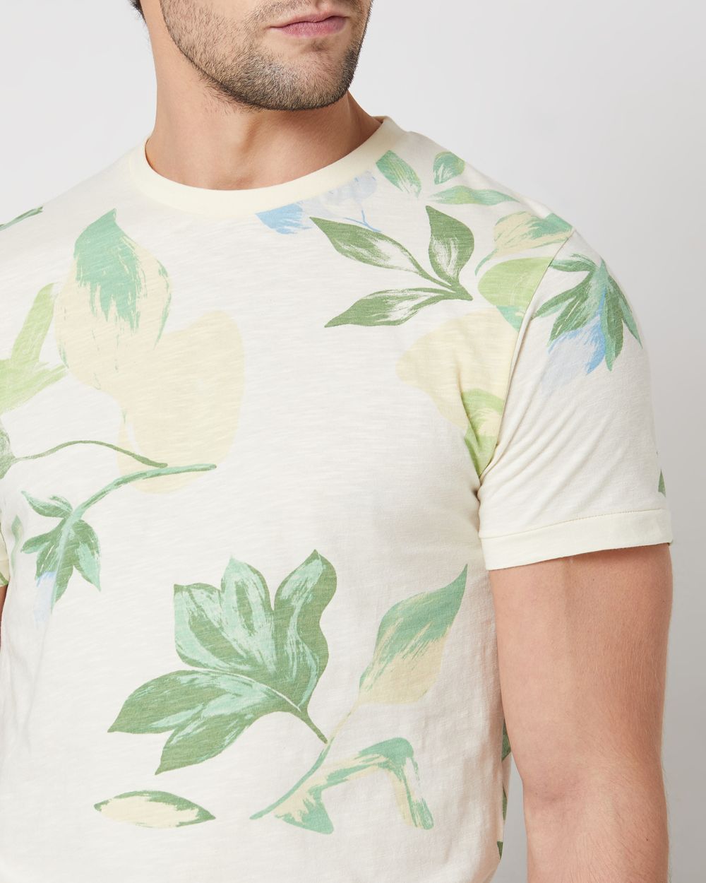 Off White Floral Print Slim Fit Casual T-Shirt