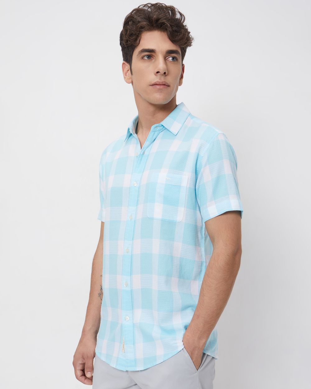 Turquoise & White Textured Check Slim Fit Casual Shirt