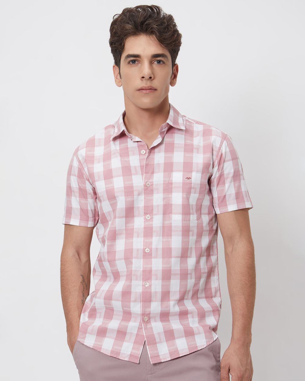 Pink Textured Check Slim Fit Casual Shirt