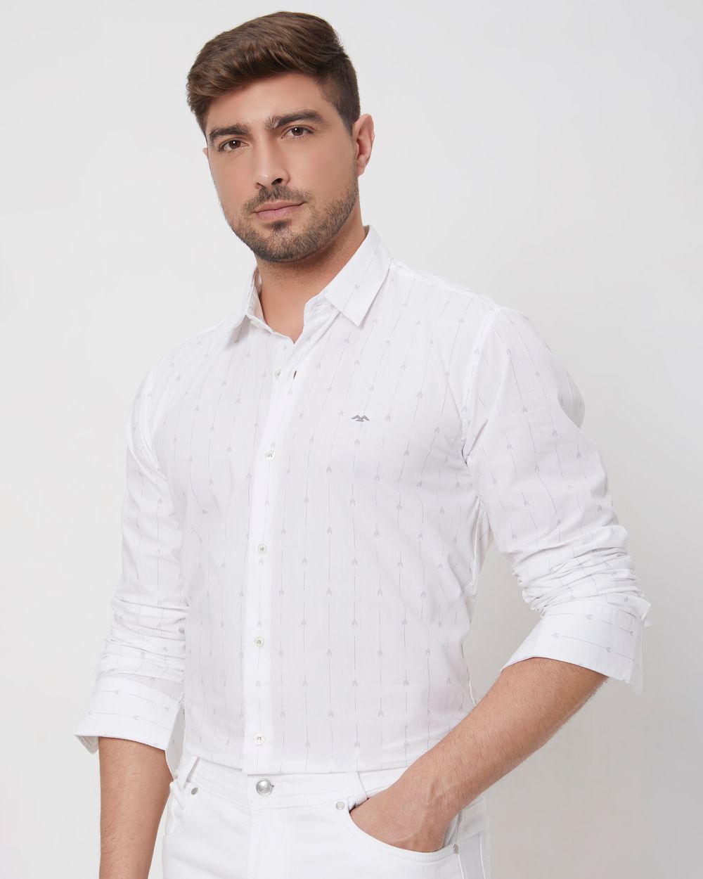 White Printed Stripe Slim Fit Casual Shirt