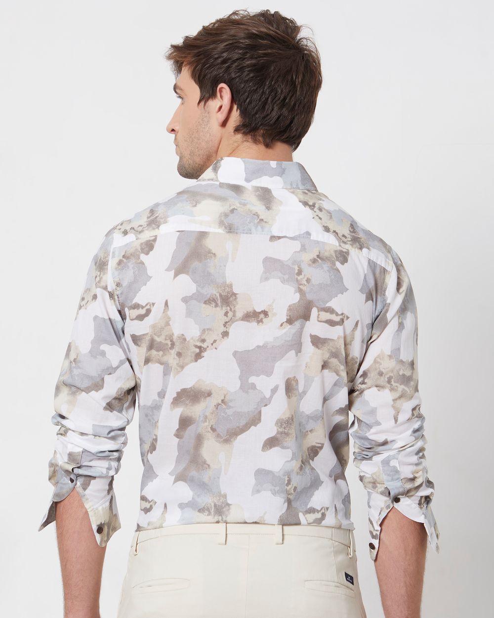 White camo dress shirt 2025