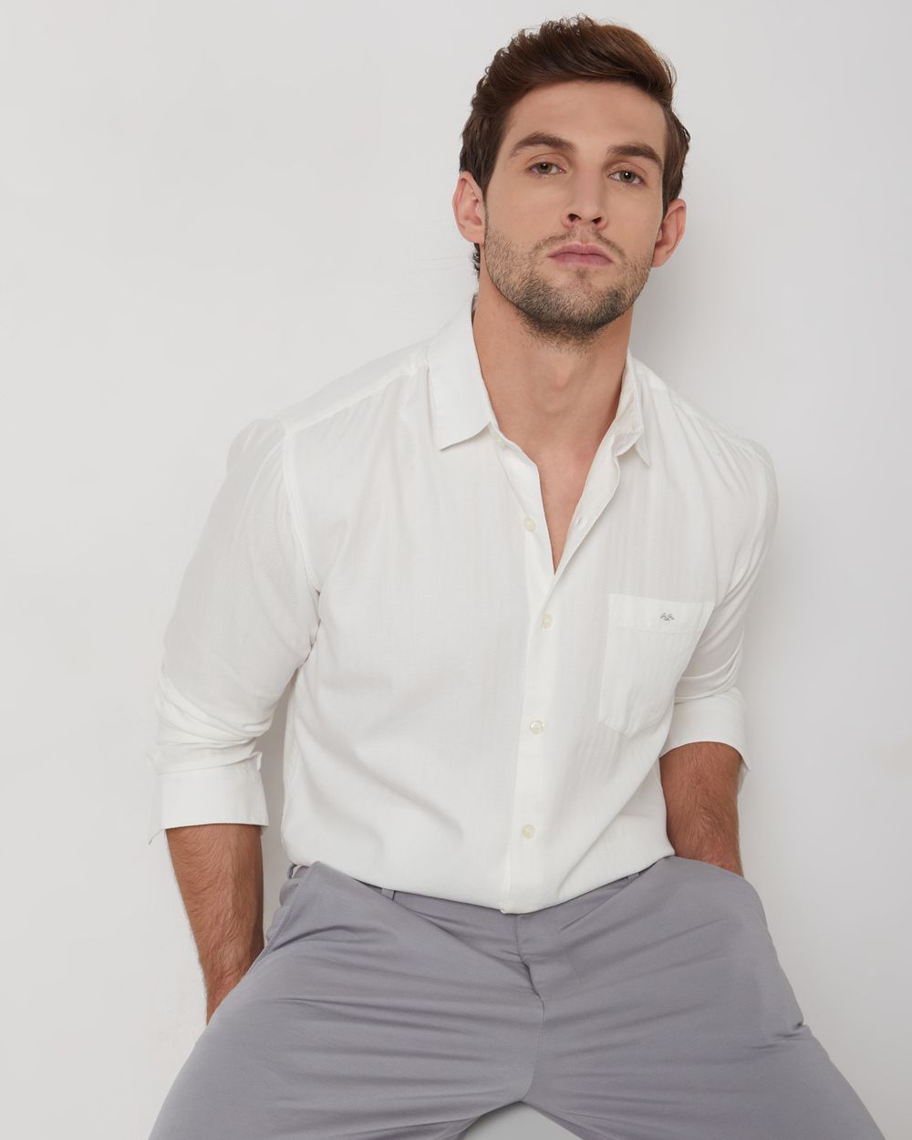 White Textured Plain Slim Fit Casual Shirt