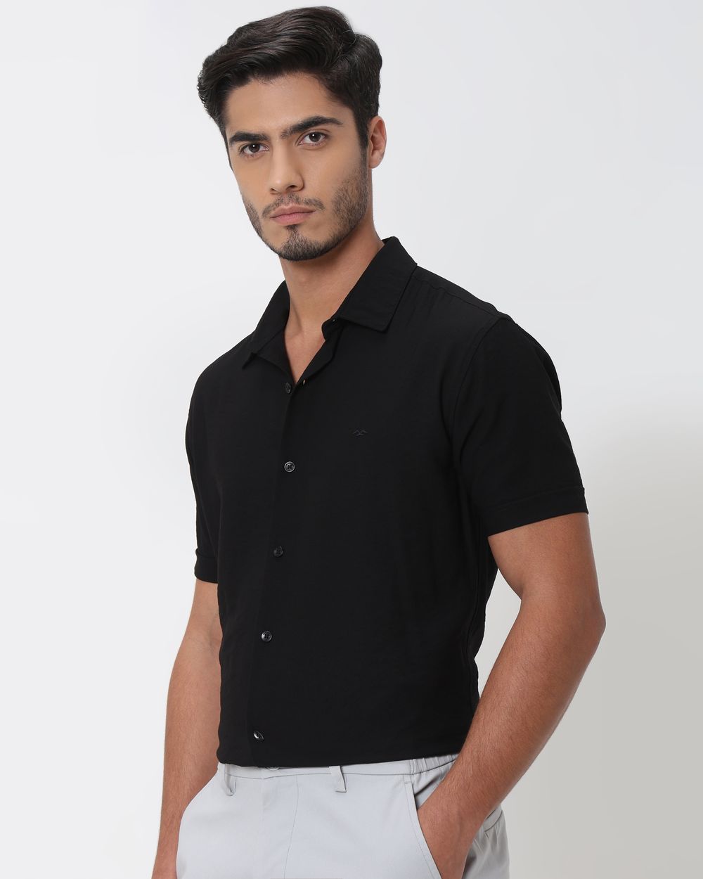 Black Textured Viscose Blend Plain Slim Fit Casual Shirt