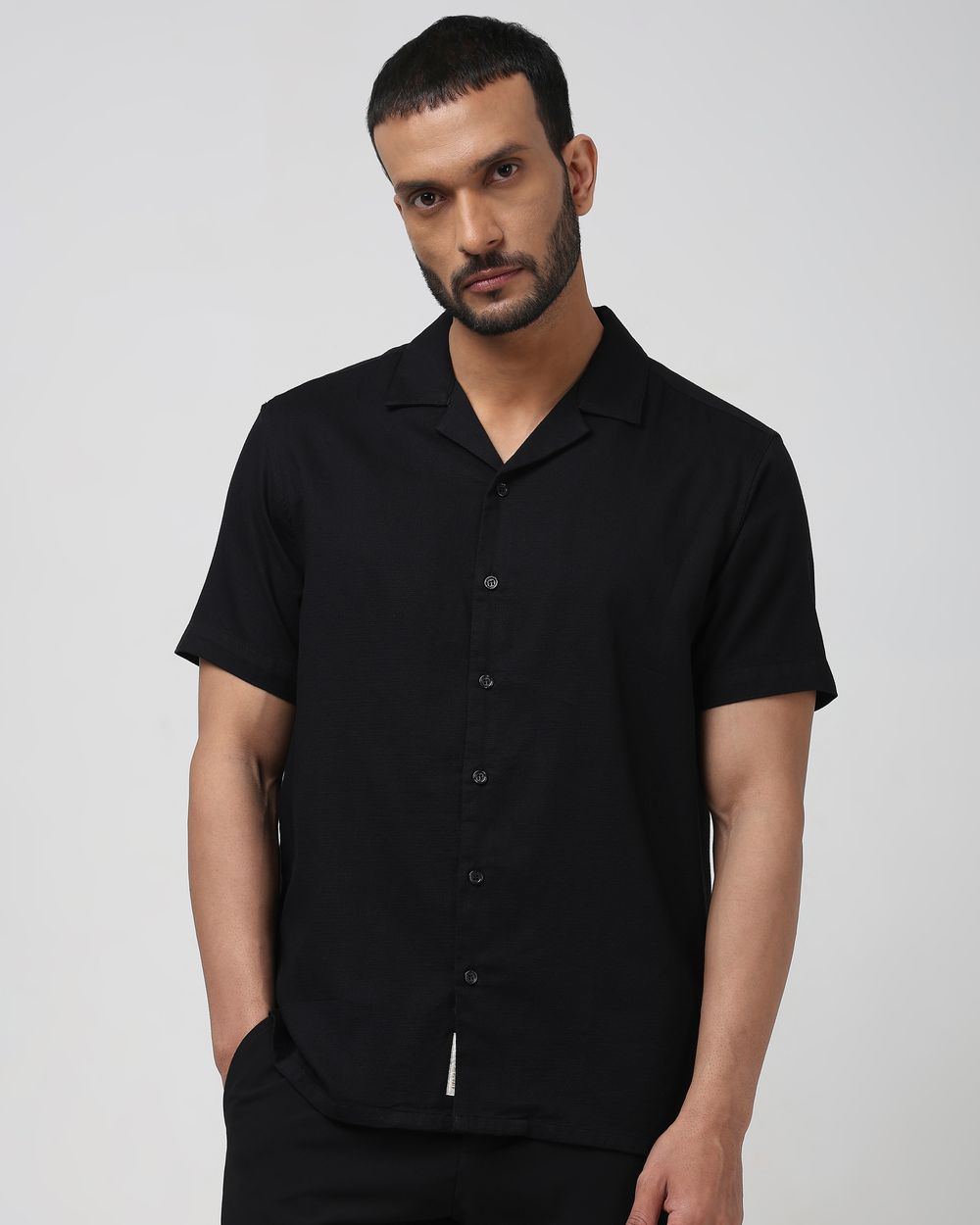Black Textured Plain Relaxed Fit Casual Shirt