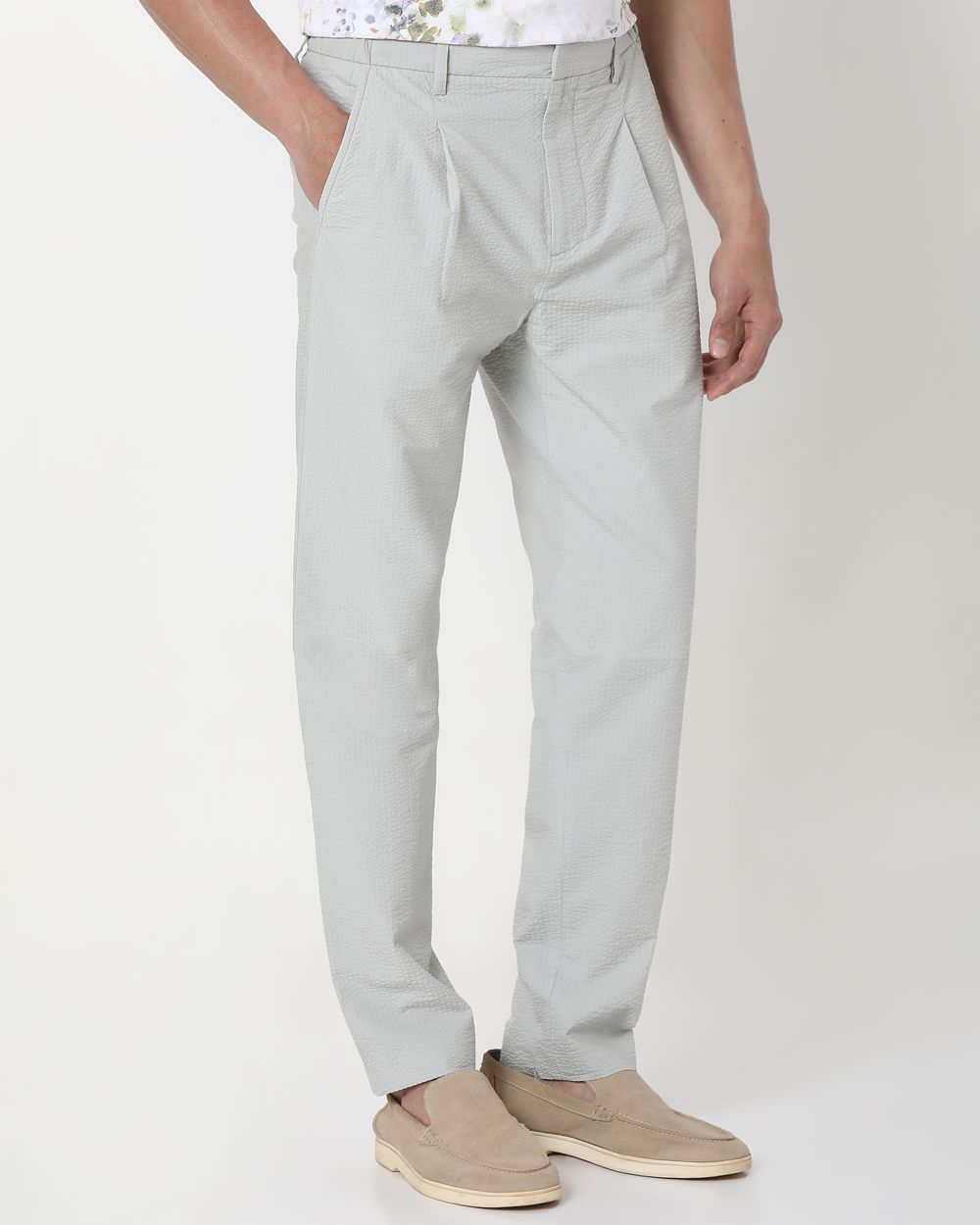 Beige Relaxed Tapered Fit Seersucker Single Pleat Trouser