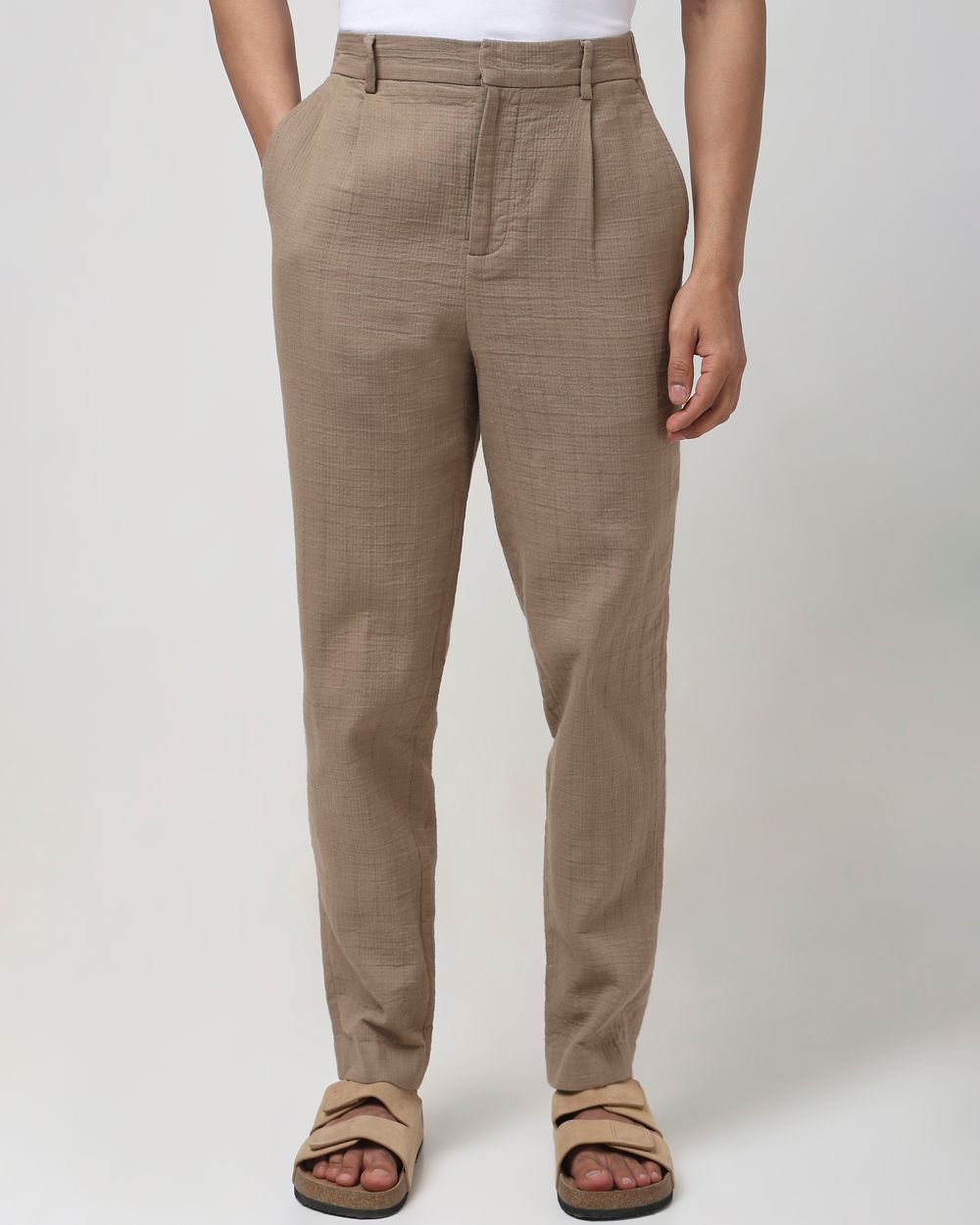 Khaki Relaxed Tapered Fit Seersucker Single Pleat Trouser