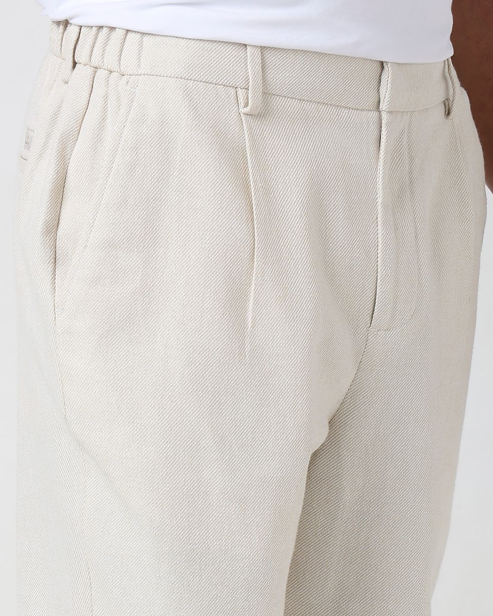 Beige Relaxed Tapered Fit Seersucker Single Pleat Trouser