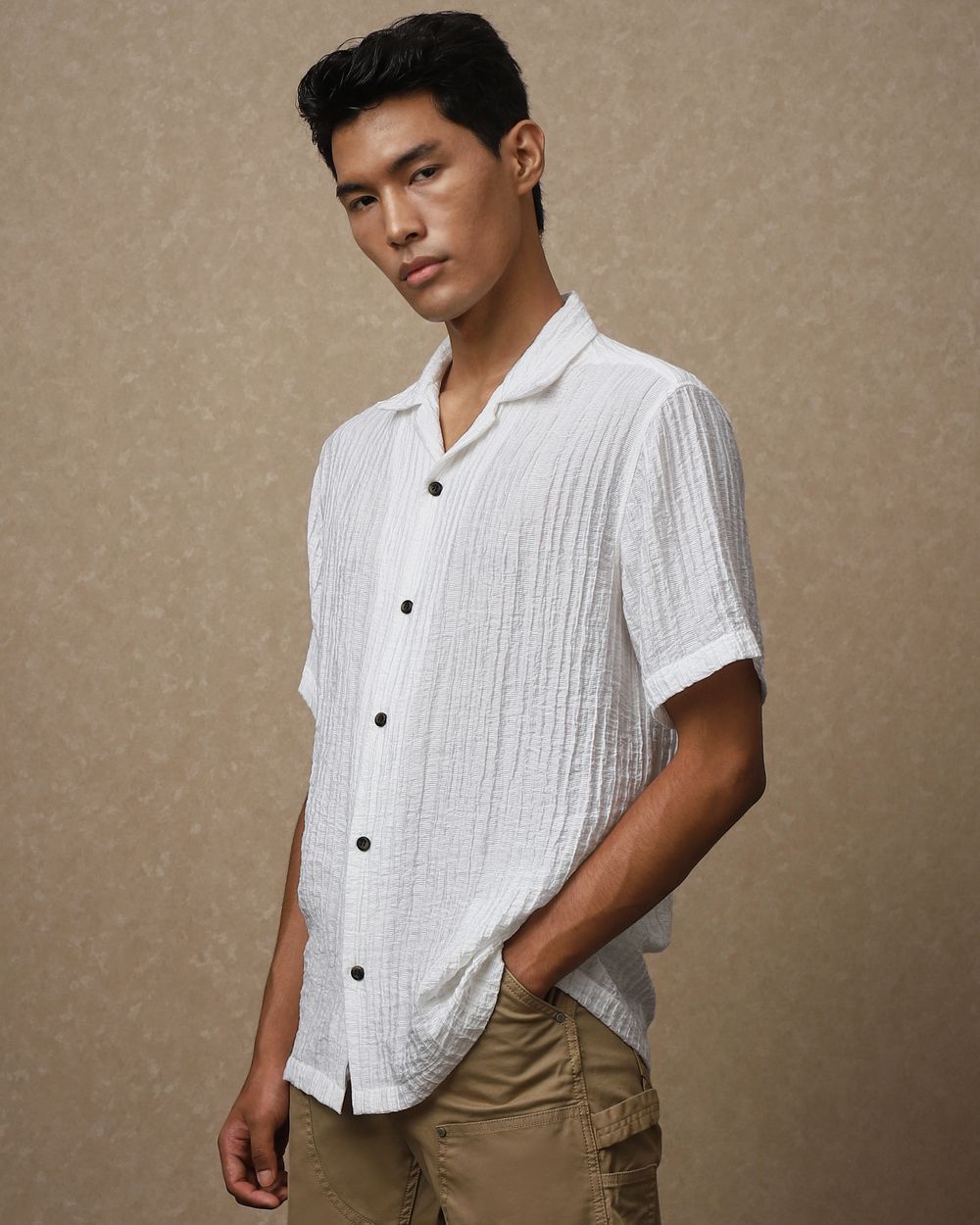 White Textured Plain Loose Fit Casual Shirt