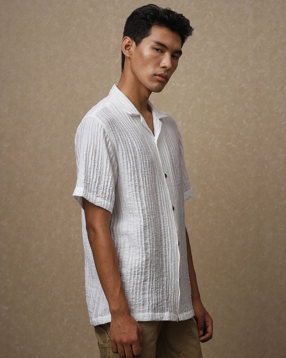 White Textured Plain Loose Fit Casual Shirt