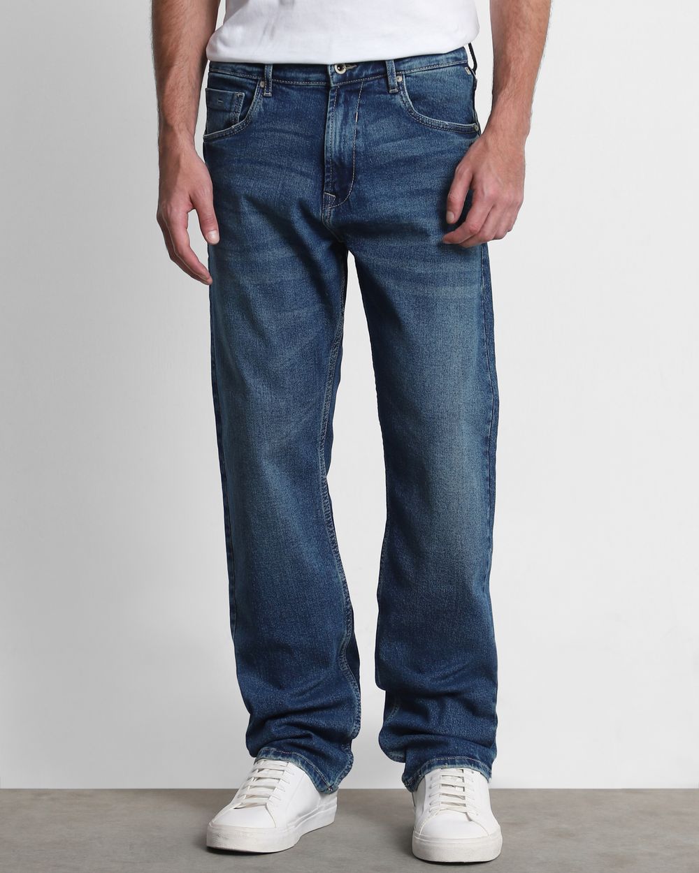 Tinted Loose Straight Fit Originals Jeans