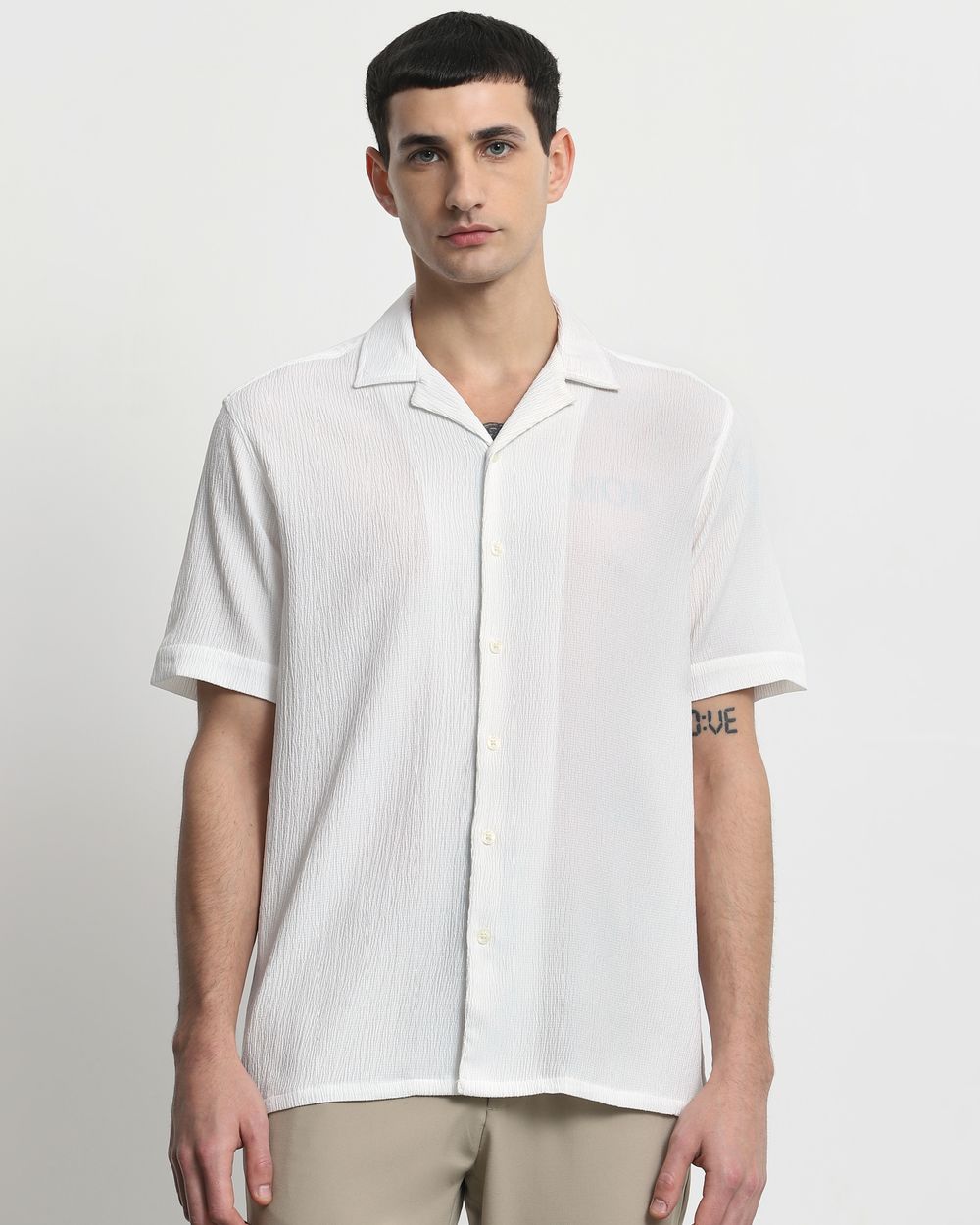 White Textured Plain  Relaxed Fit Casual Shirt